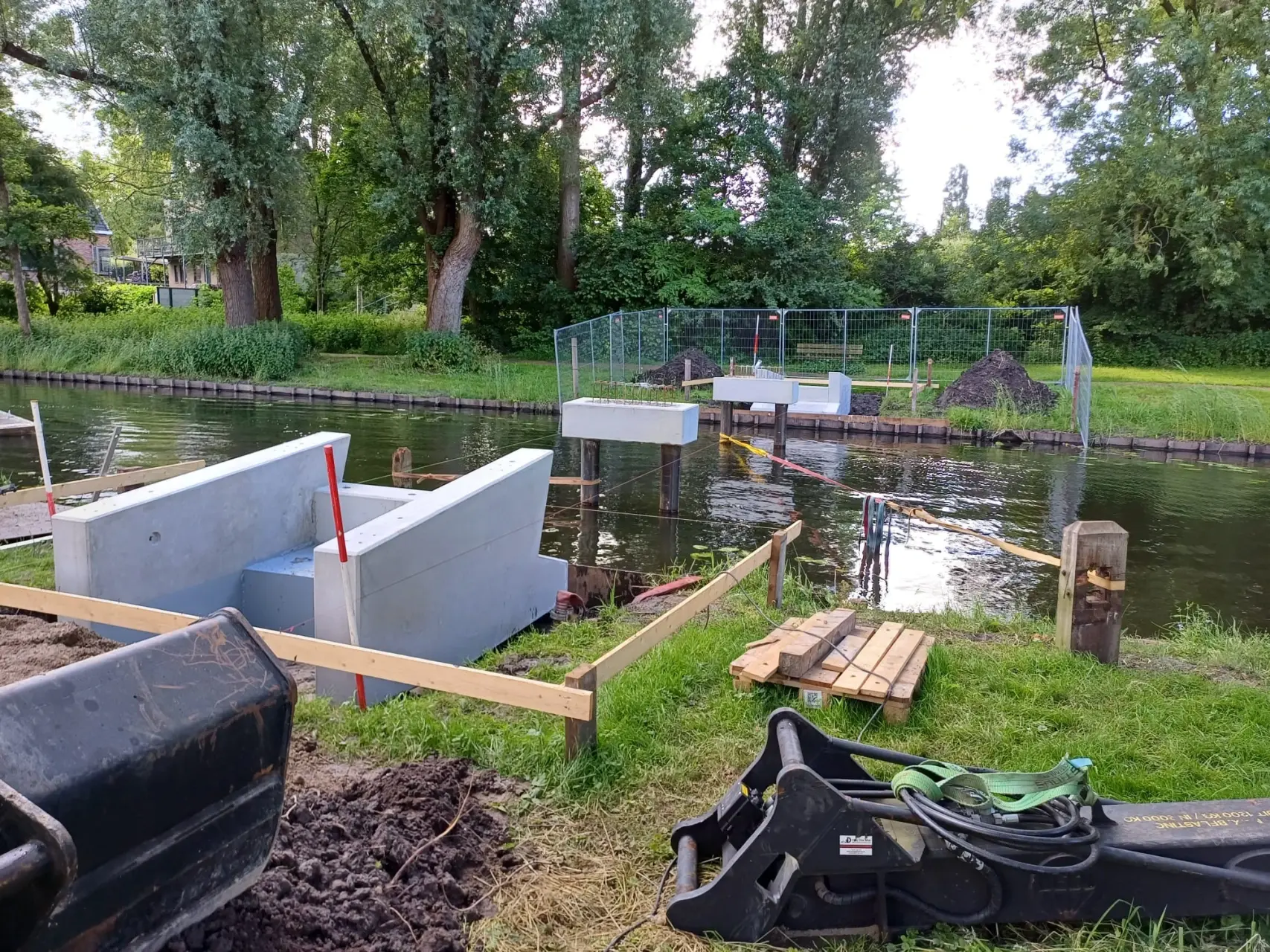 De Kuiper Infrabouw brug Capelle aan den IJssel plaatsing elementen