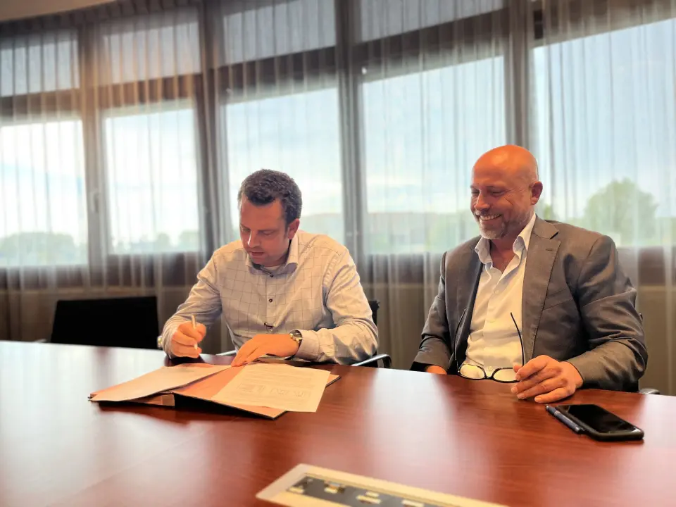 DKIB ondertekening Bouwteamovereenkomst ‘Herstel GVK-leidingen Dordrecht’